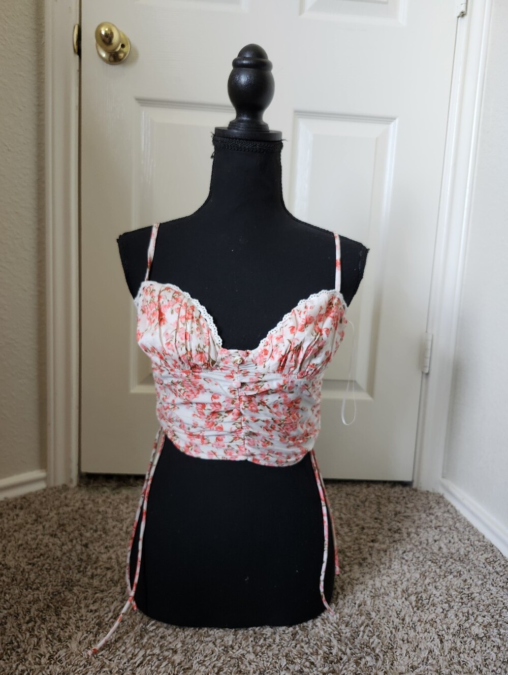 Princess Polly Floral Ruched Crop Cami Top - White/Coral